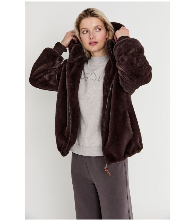 Moscow 08-08-Evelyn-3 Bruin