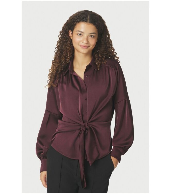 Neo Noir 160801 Rood