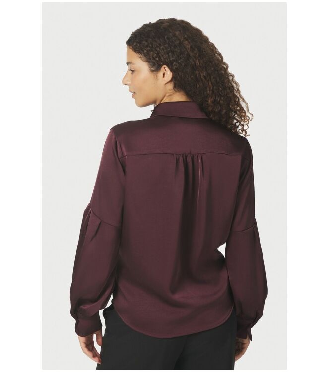 Neo Noir 160801 Rood