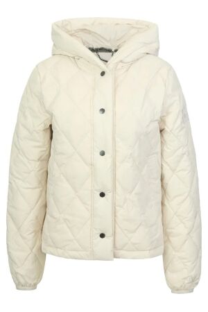 Moscow 11-08-Yasmin Chalk solid