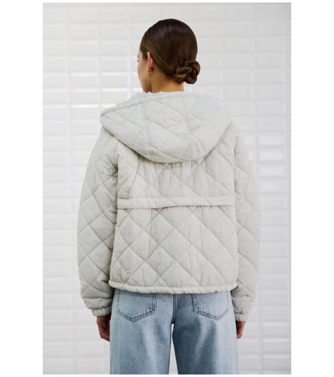 With Black 00000066 Beige