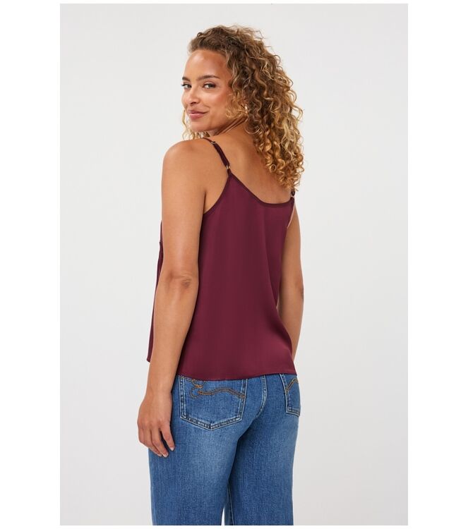 EsQualo F26.05518 Rood