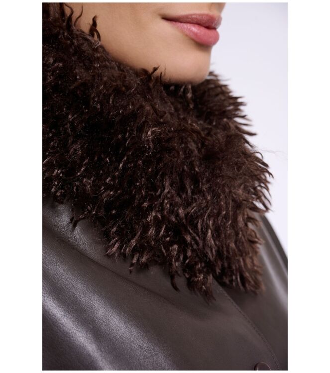 Rino & Pelle Banu.7002611 Bruin