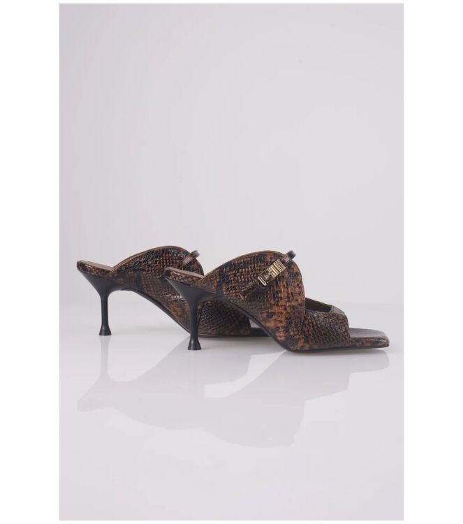 March23 Raven sandal Bruin