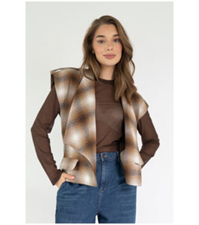 Est\'Seven Siral Top Bruin