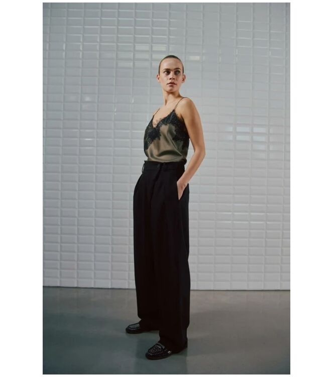 With Black 00001897 Zwart